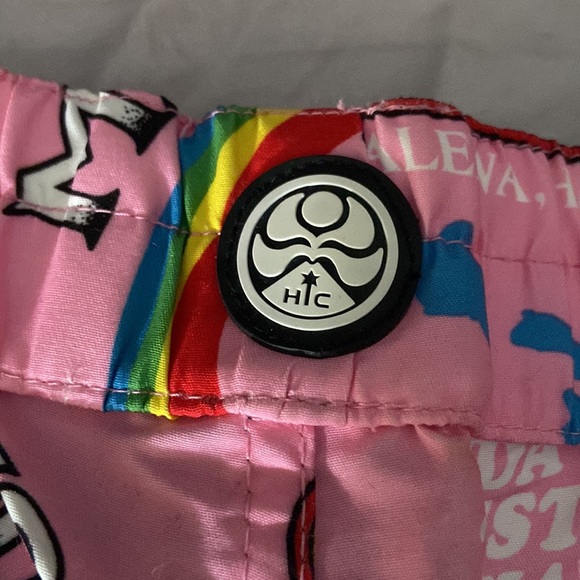 HIC - Picture 8 of 10